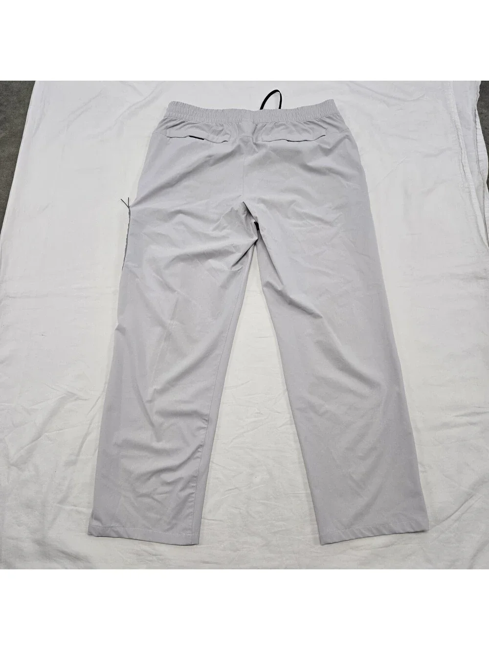 EUC Mens LARGE LL Bean Tropicwear Comfort Pants Light Grey Zip Pocket Adjustable